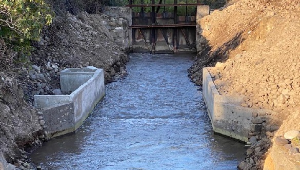 canal con ribera encementada_Destacado